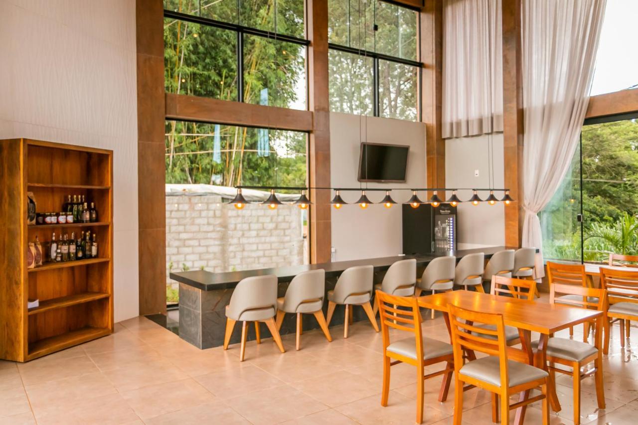 Pousada E Restaurante Terra Rossa Сан-Жозе-ду-Риу-Парду Экстерьер фото